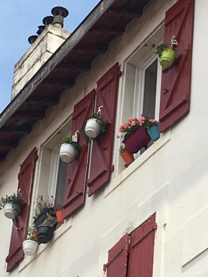 Belle Chambre Au Coeur De Bayonne Apartment Exterior foto